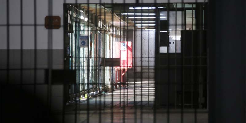 Noticias: Periodista Manuel Flores