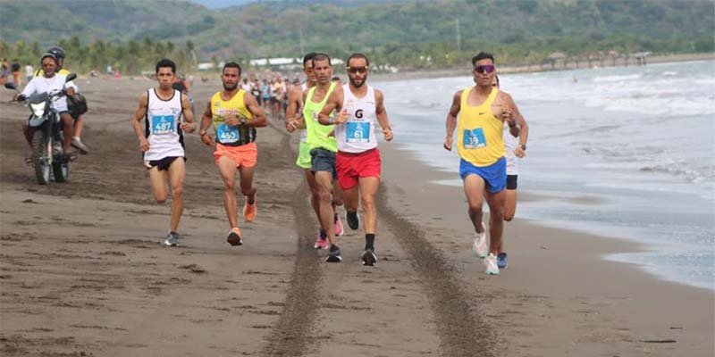 Deportes: Periodista Manuel Flores