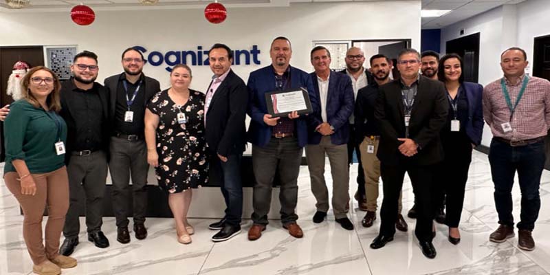 Negocios: Periodista Manuel Flores