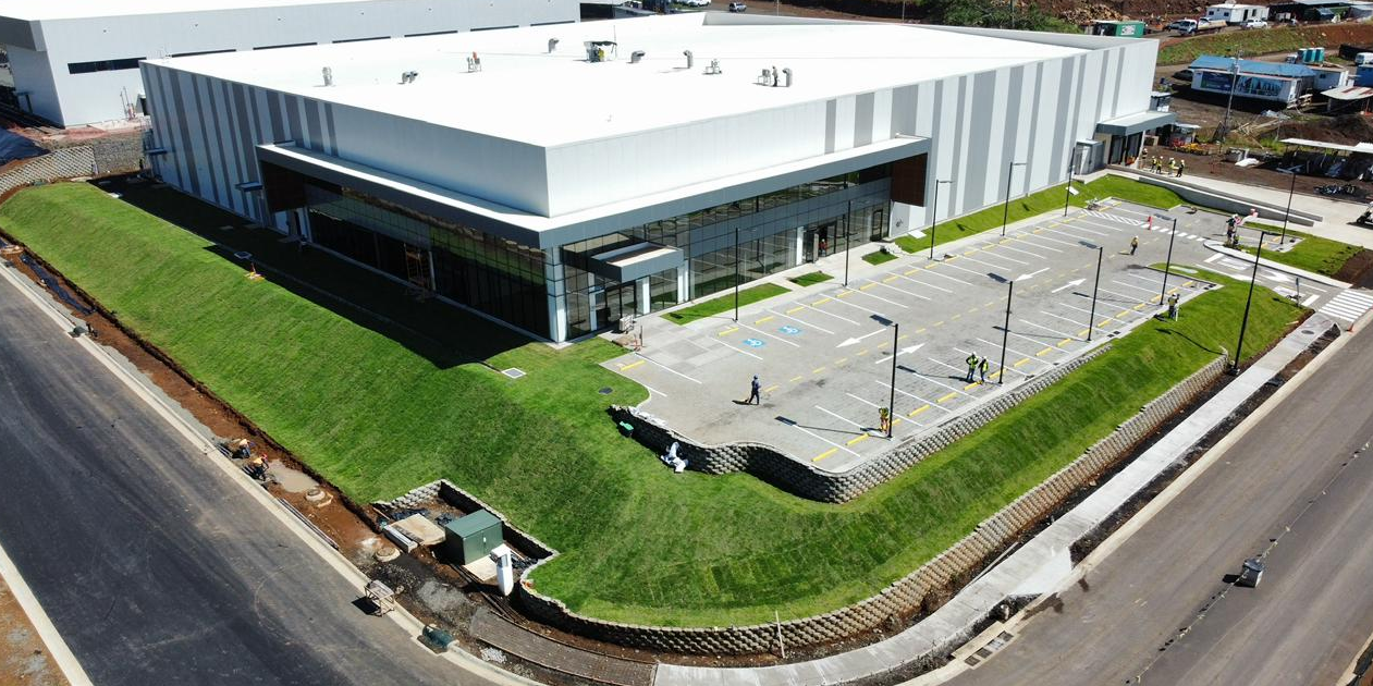 Negocios: Periodista Manuel Flores