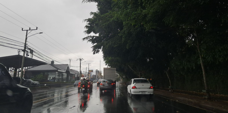 Noticias: Periodista Manuel Flores