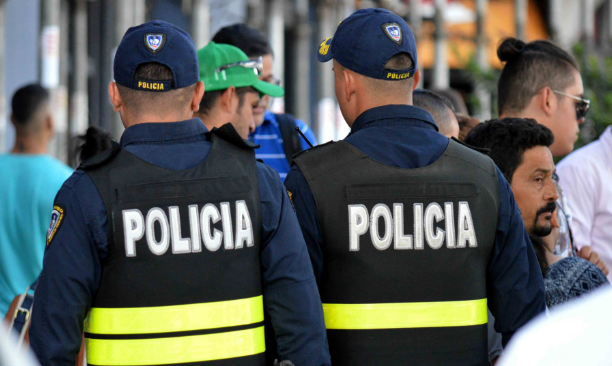 Noticias: Periodista Manuel Flores