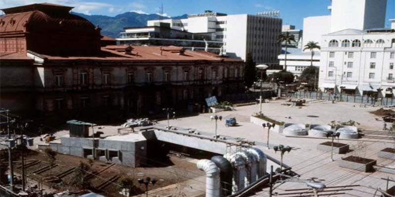 Noticias: Periodista Manuel Flores