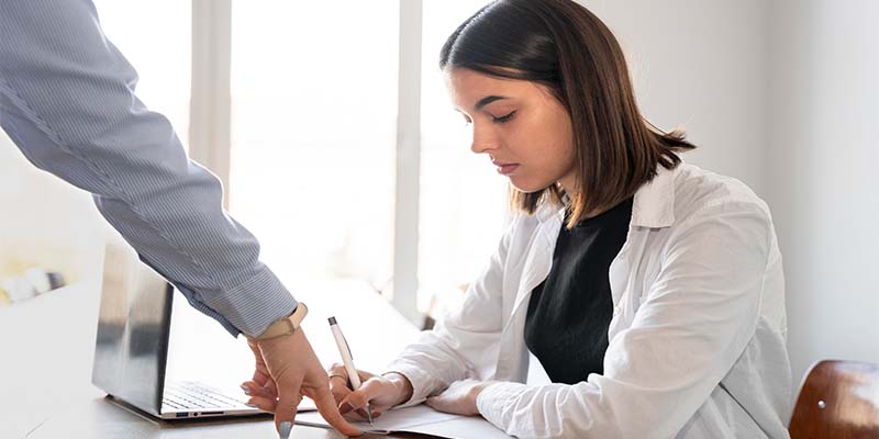 Noticias: Periodista Manuel Flores