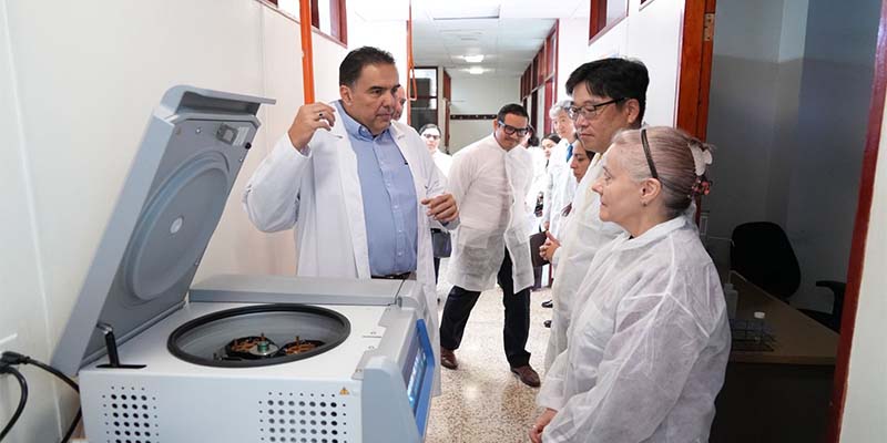 Nacionales: Periodista Manuel Flores