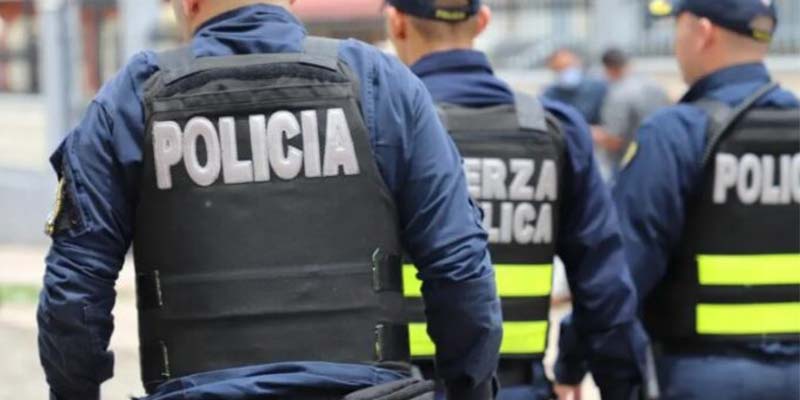 Noticias: Periodista Manuel Alejandro Flores Fernández