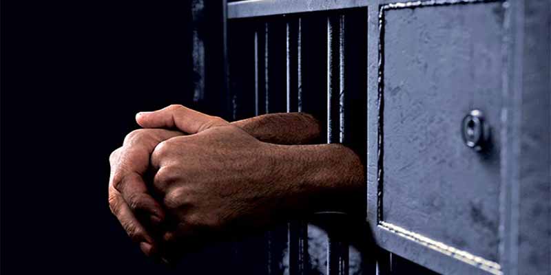 Noticias: Periodista Manuel Flores