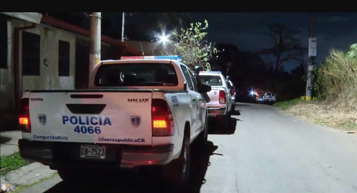 Noticias: Periodista Manuel Alejandro Flores Fernández