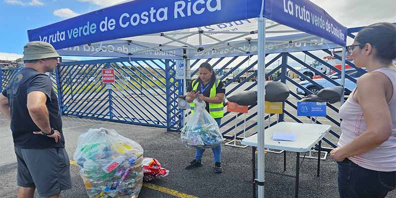 MI CANTÓN: Periodista Manuel Flores Fernández